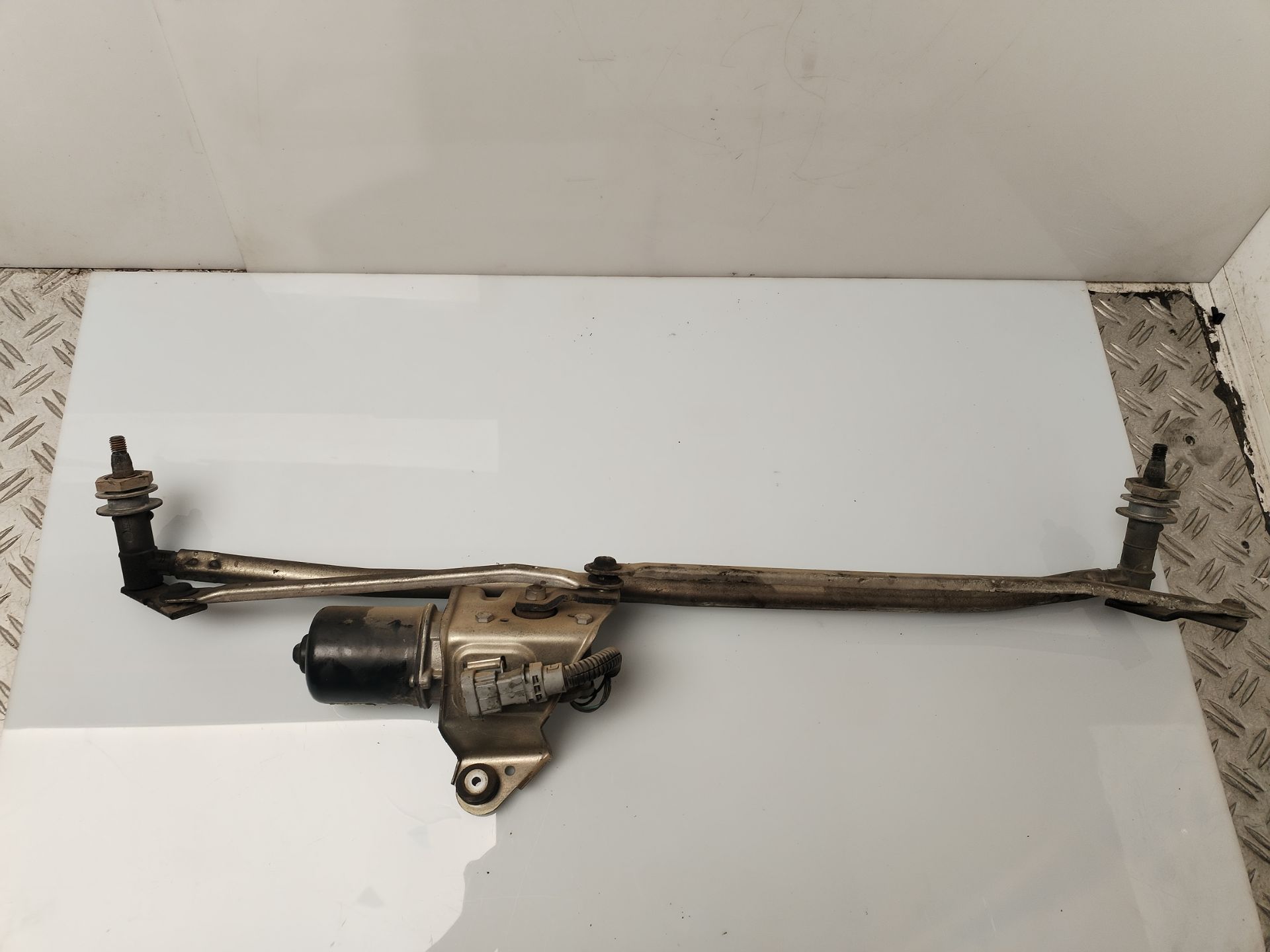 MOTOR LIMPIA DELANTERO 135208