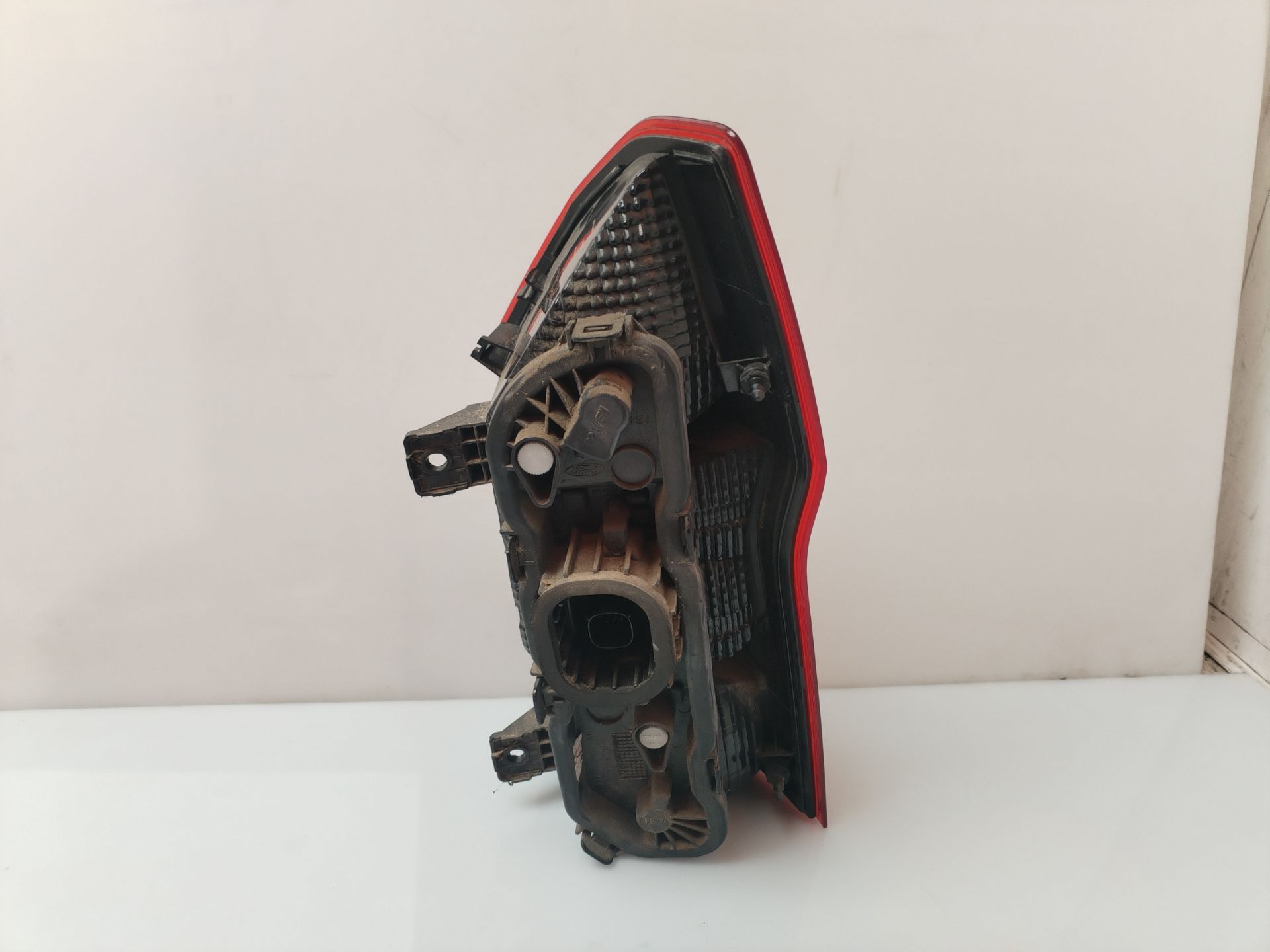 PILOTO TRASERO IZQUIERDO 135272