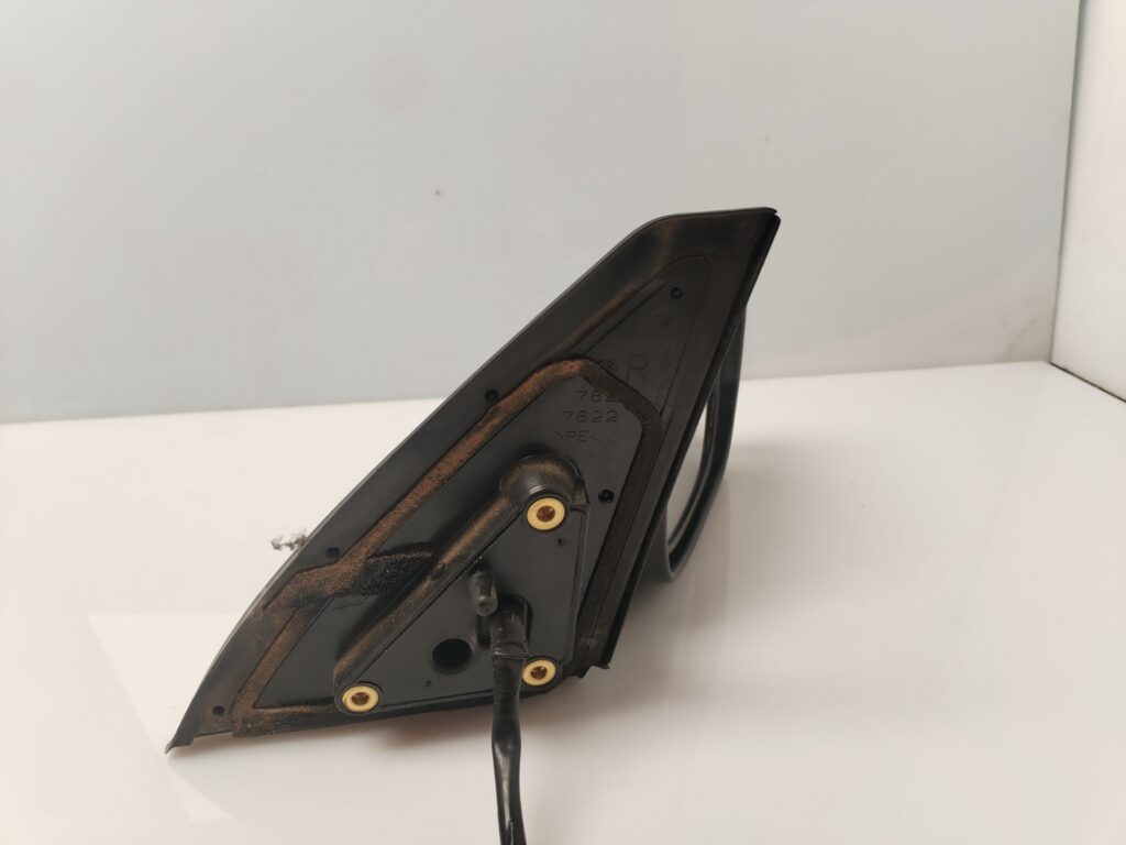 RETROVISOR DERECHO 134828