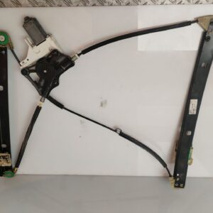 ELEVALUNAS DELANTERO DERECHO 134714