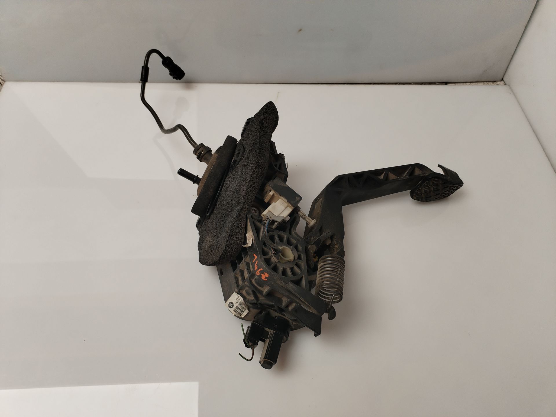 PEDAL EMBRAGUE 134824