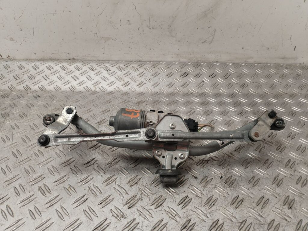 MOTOR LIMPIA DELANTERO 132856