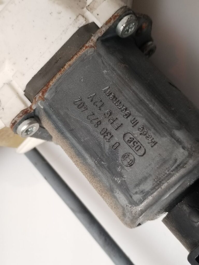 ELEVALUNAS DELANTERO IZQUIERDO 134891