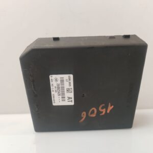 CAJA RELES / FUSIBLES 135722