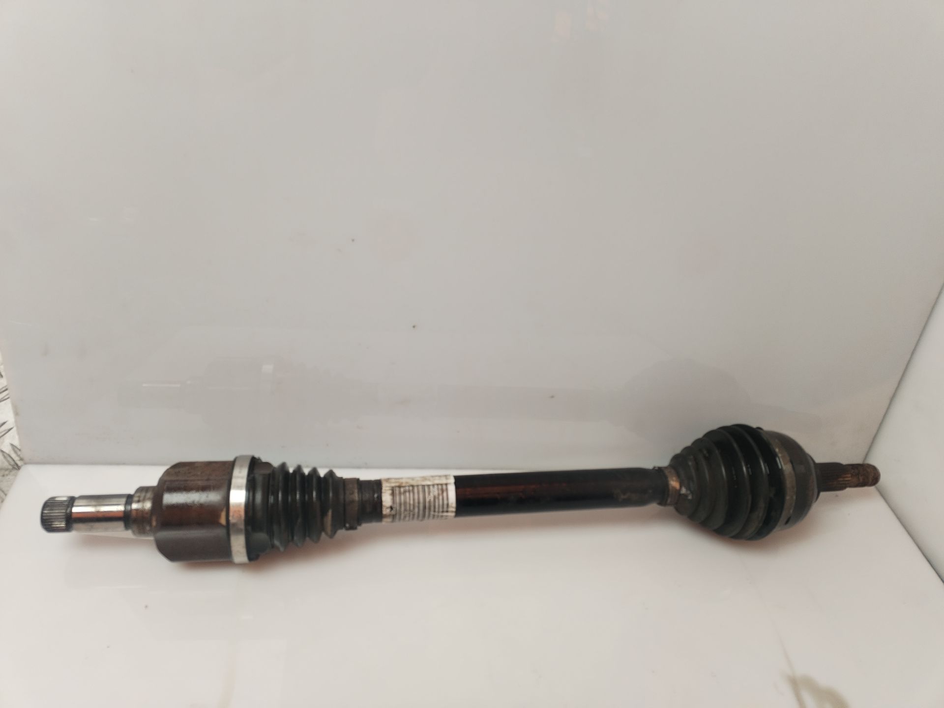 TRANSMISION DELANTERA IZQUIERDA 134919