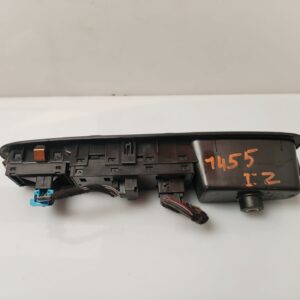 MANDO ELEVALUNAS DELANTERO IZQUIERDO 135576