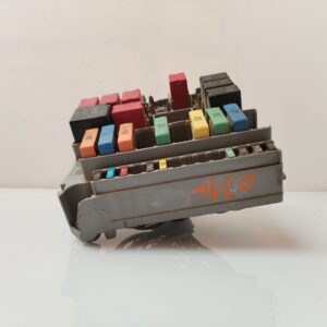 CAJA RELES / FUSIBLES 135274