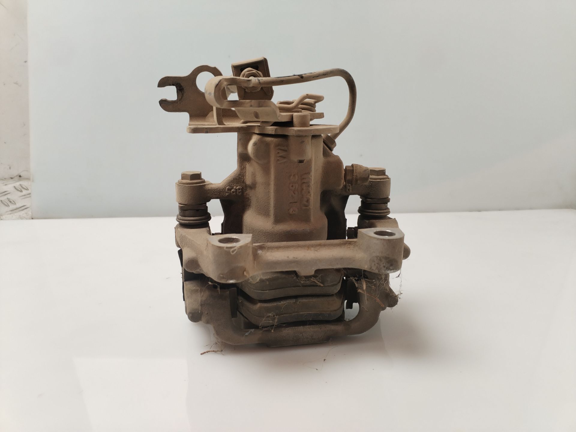 PINZA DE FRENO TRASERA DERECHA 134969