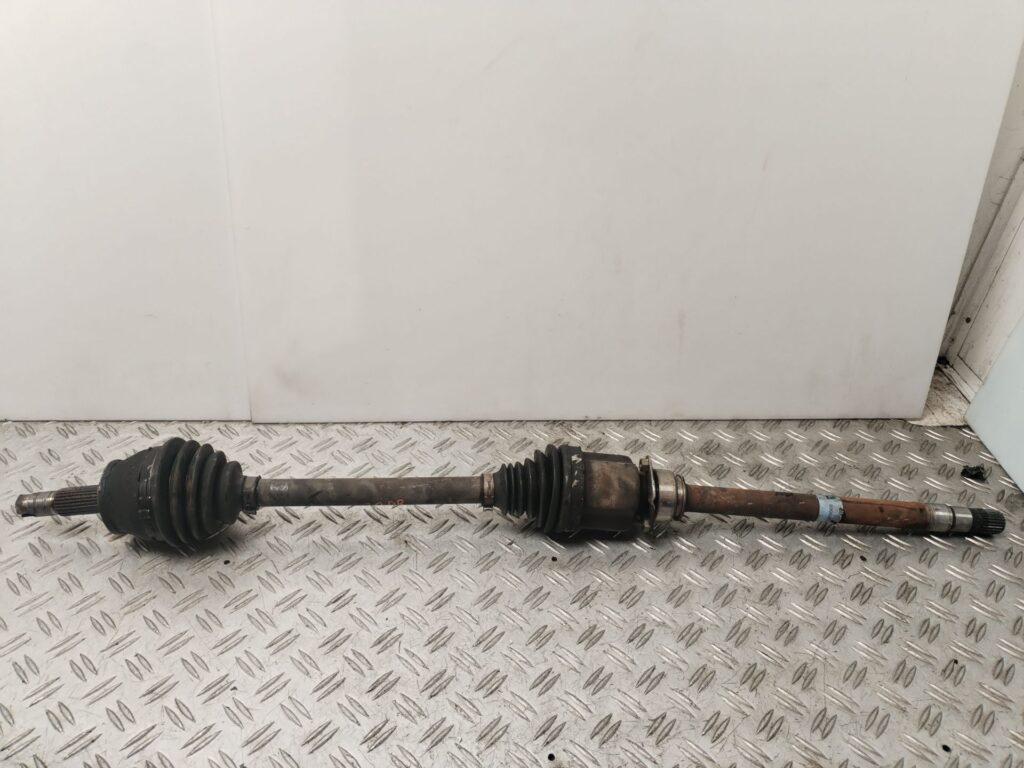 TRANSMISION DELANTERA DERECHA 135225