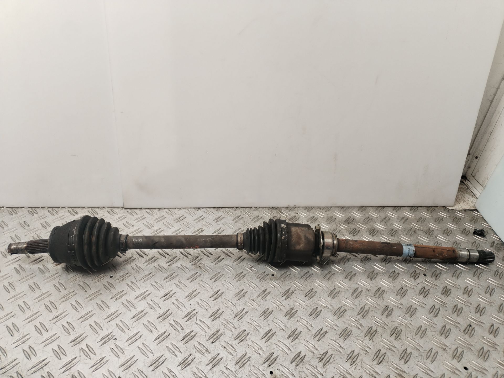 TRANSMISION DELANTERA DERECHA 135225