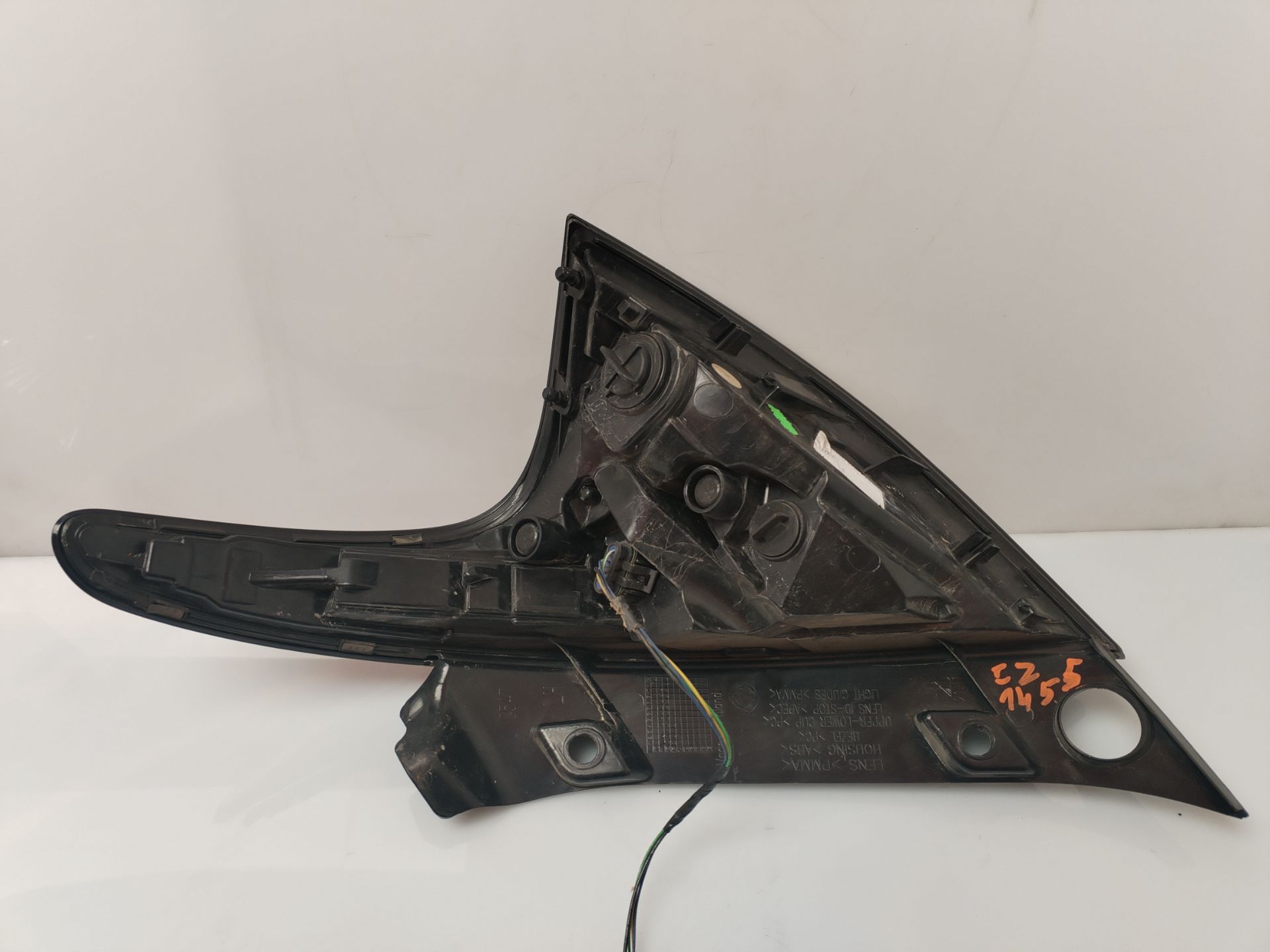 PILOTO TRASERO IZQUIERDO 135564