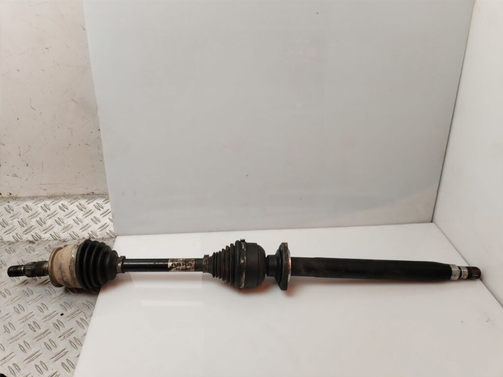 TRANSMISION DELANTERA DERECHA 134933