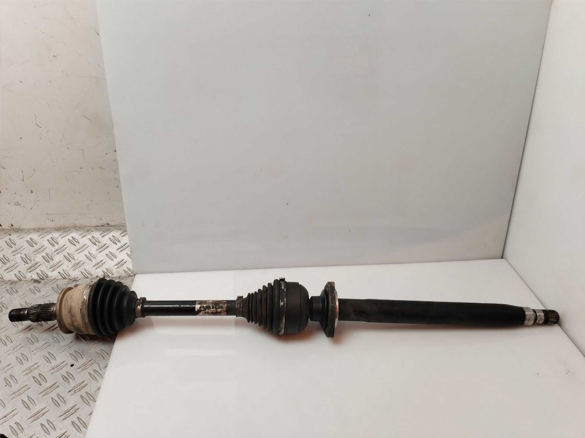 TRANSMISION DELANTERA DERECHA 134933