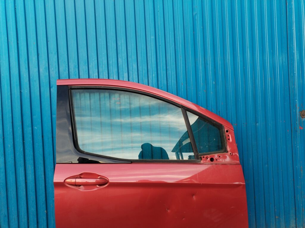 PUERTA DELANTERA DERECHA 134943