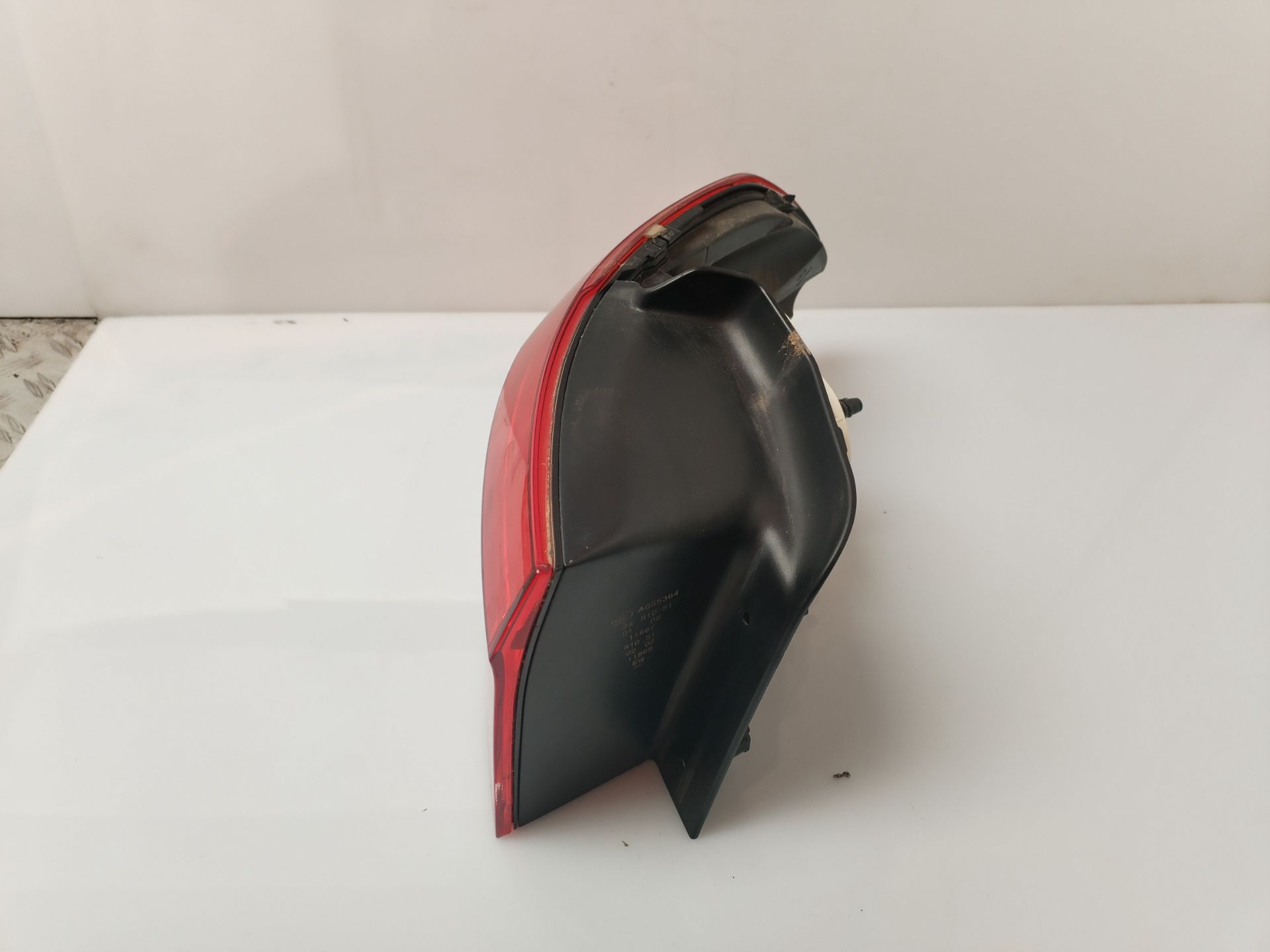 PILOTO TRASERO IZQUIERDO 135529