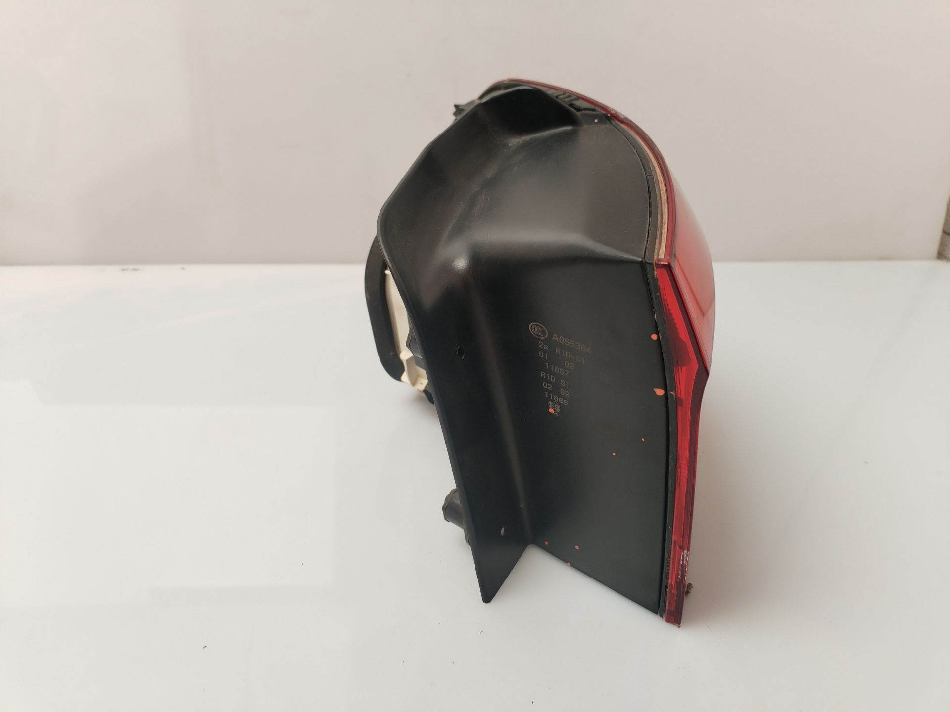 PILOTO TRASERO DERECHO 135537