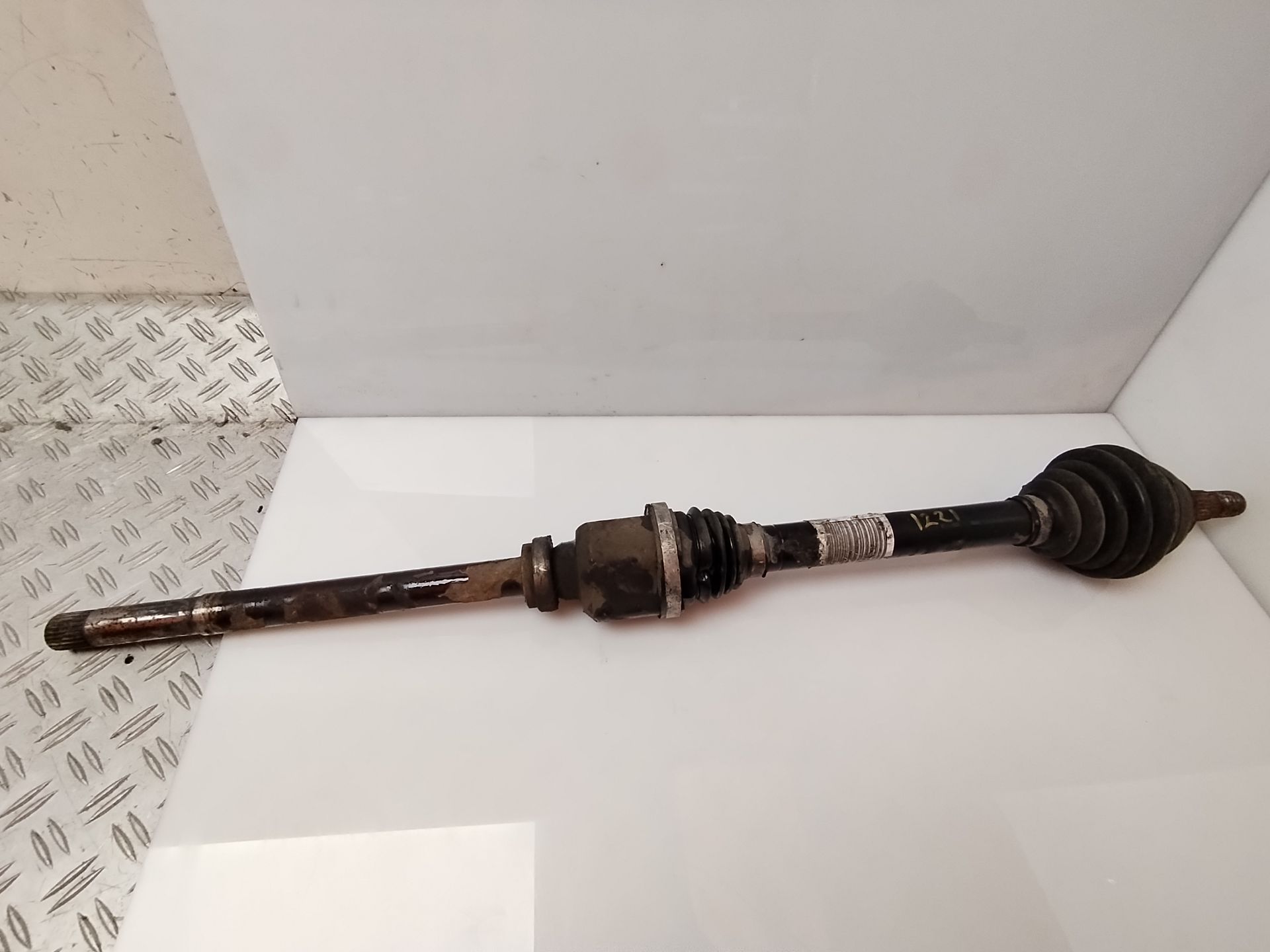 TRANSMISION DELANTERA DERECHA 134918