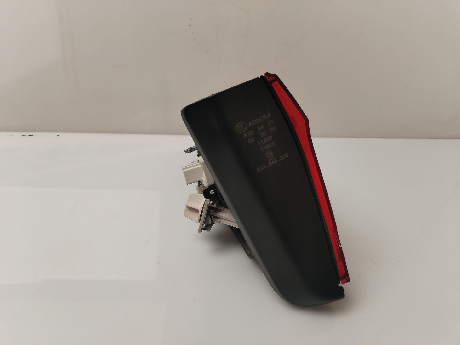 PILOTO TRASERO IZQUIERDO INTERIOR 135535