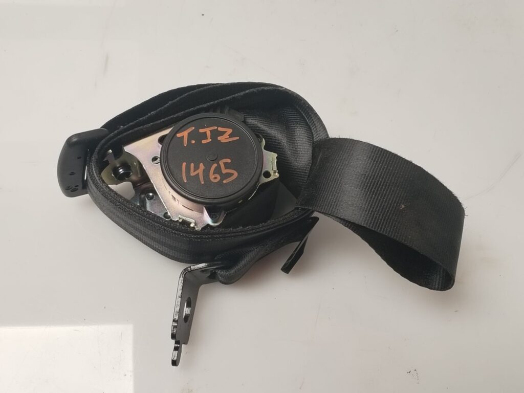 CINTURON SEGURIDAD TRASERO IZQUIERDO 135069