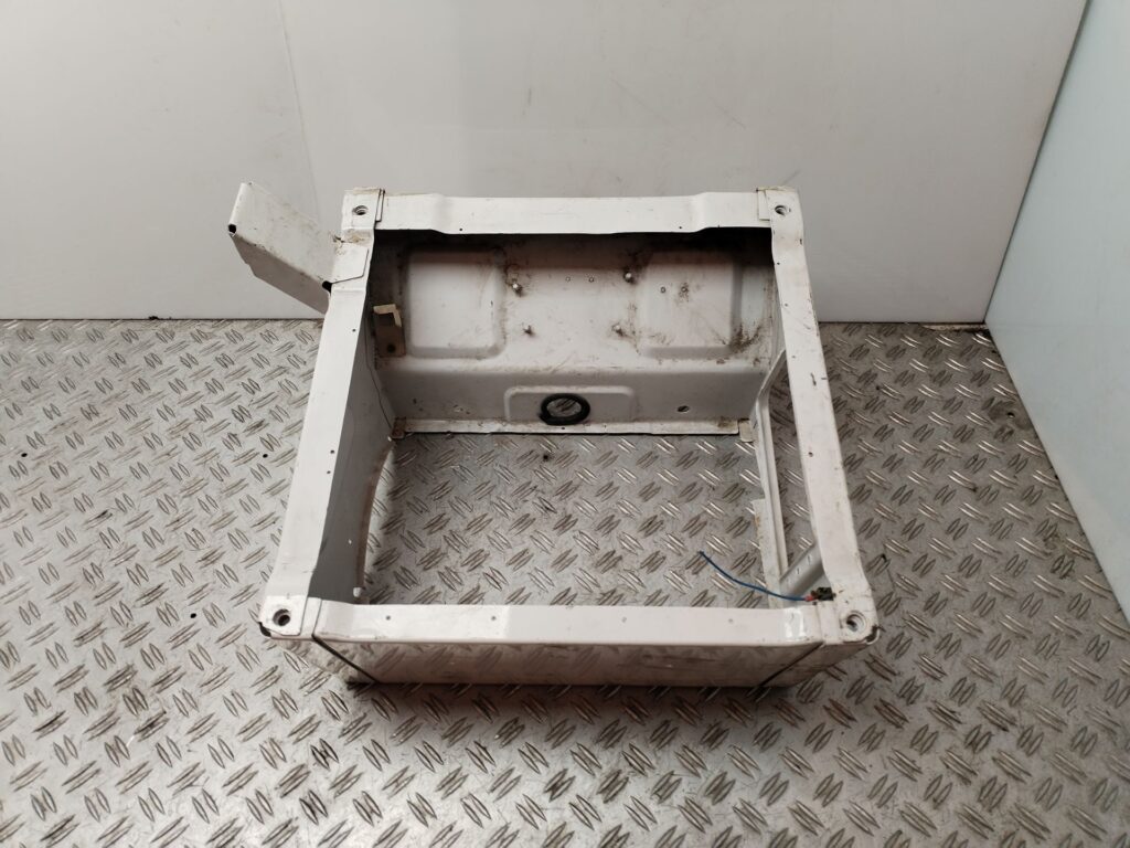 ASIENTO DELANTERO IZQUIERDO 135840