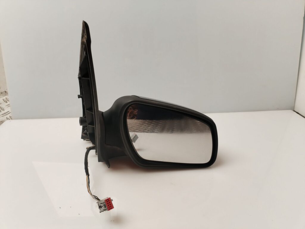 RETROVISOR DERECHO 134705