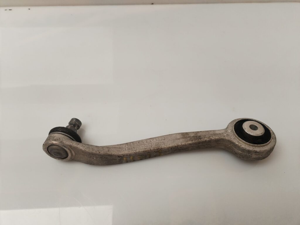 BRAZO SUSPENSION SUPERIOR DELANTERO IZQUIERDO 135830