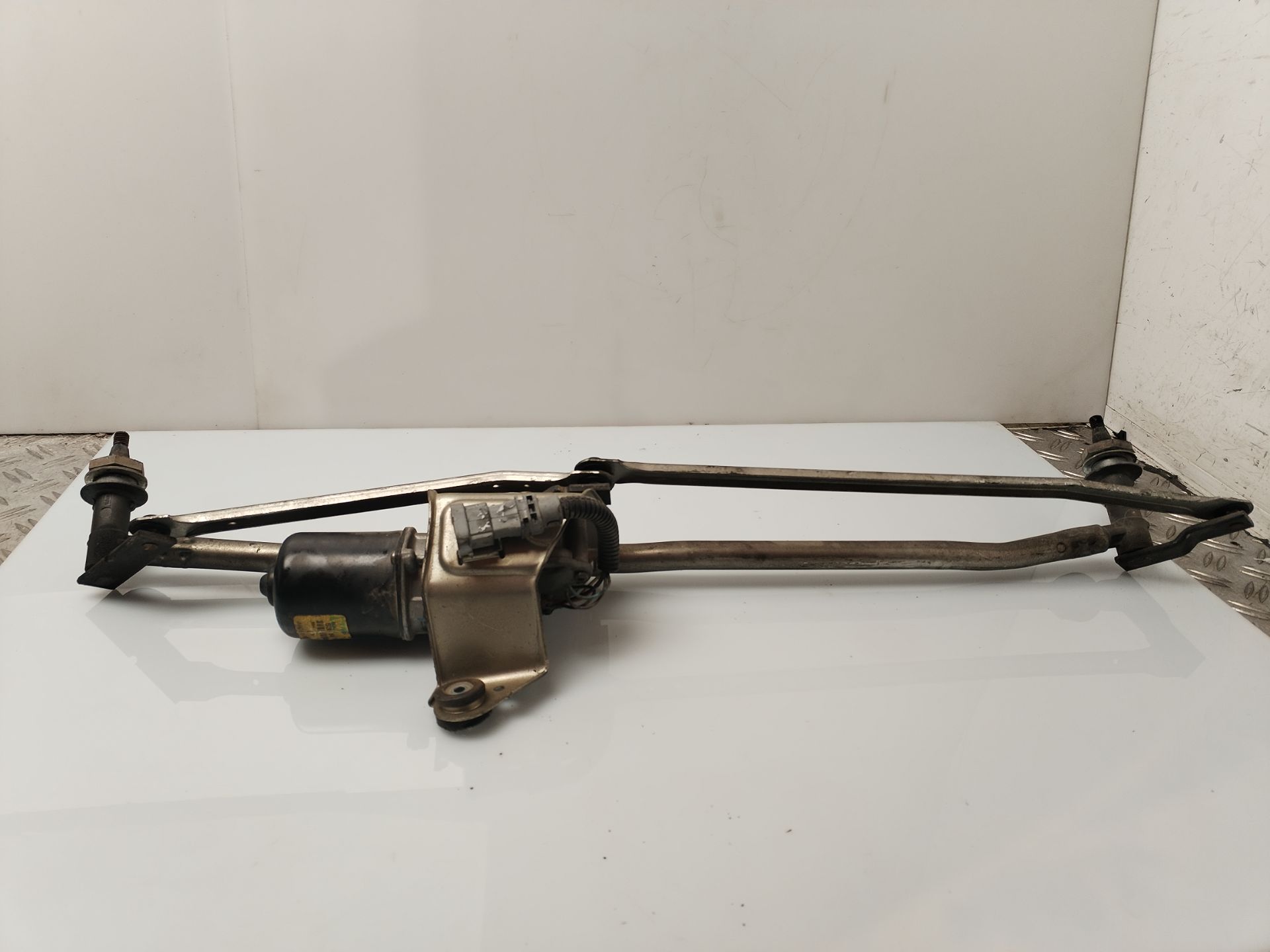 MOTOR LIMPIA DELANTERO 135208