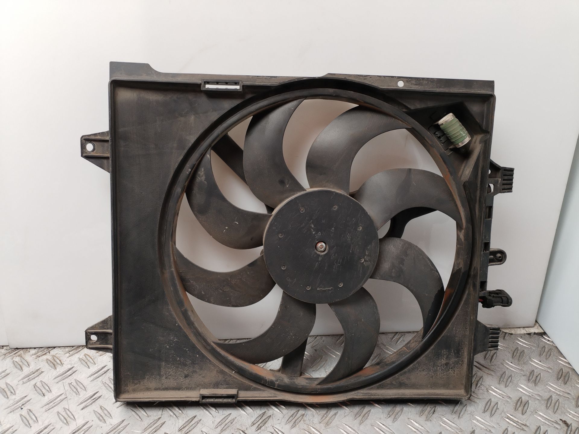 ELECTROVENTILADOR 135684