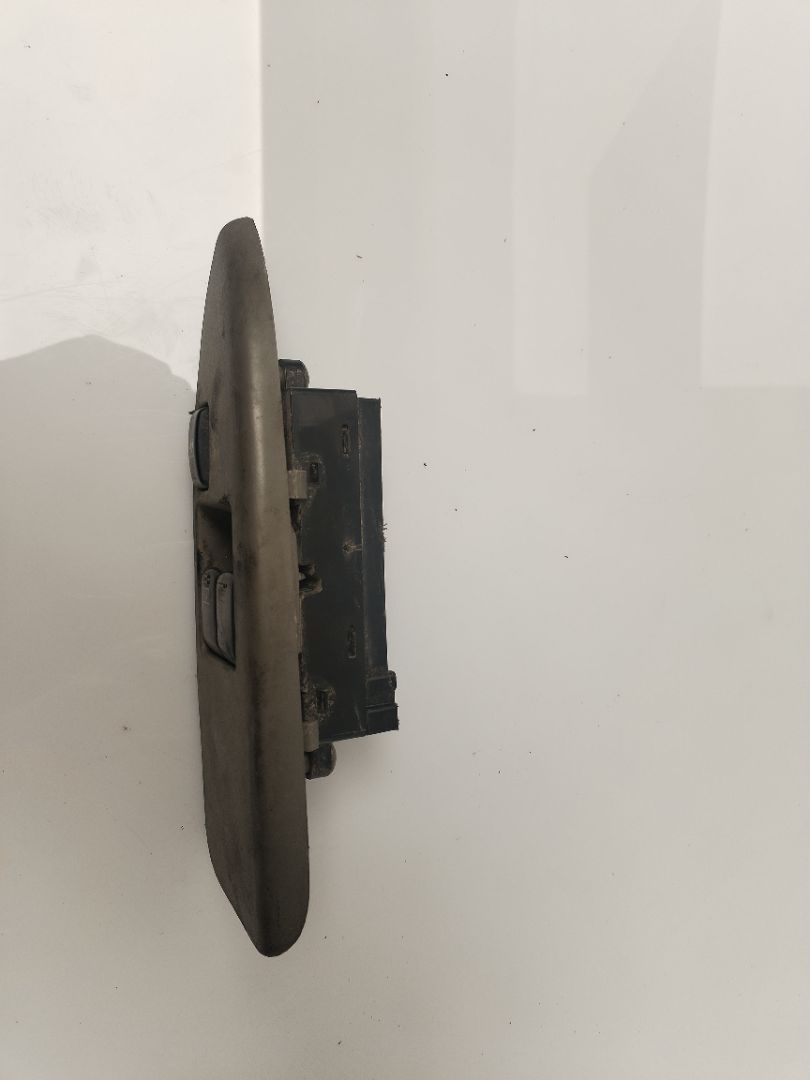 MANDO ELEVALUNAS DELANTERO IZQUIERDO 134764