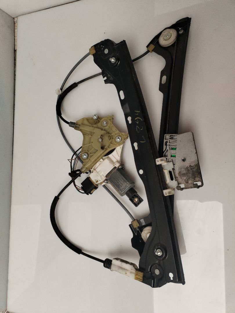 ELEVALUNAS DELANTERO IZQUIERDO 134891