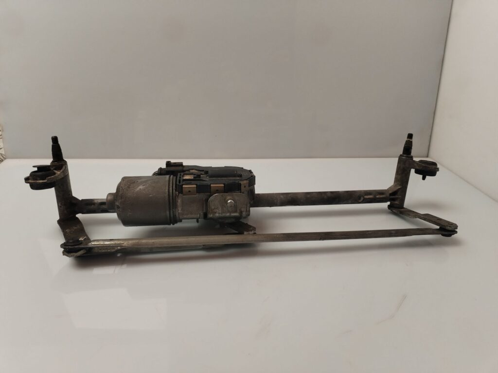 MOTOR LIMPIA DELANTERO 134447
