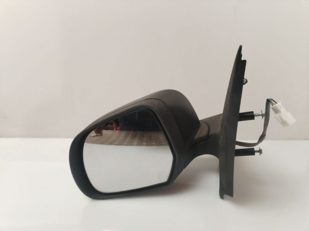 RETROVISOR IZQUIERDO 135500