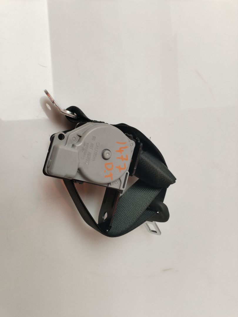 CINTURON SEGURIDAD TRASERO DERECHO 135046