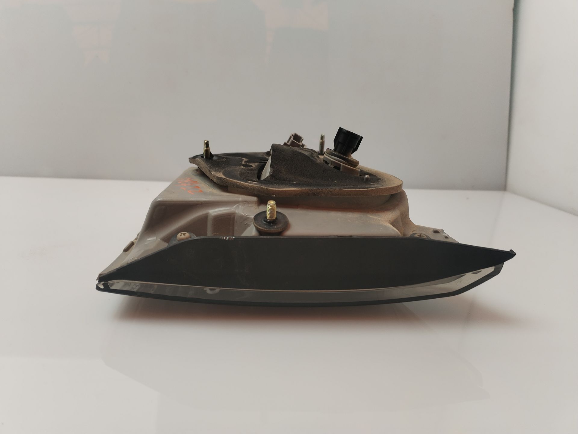 PILOTO TRASERO IZQUIERDO INTERIOR 134650