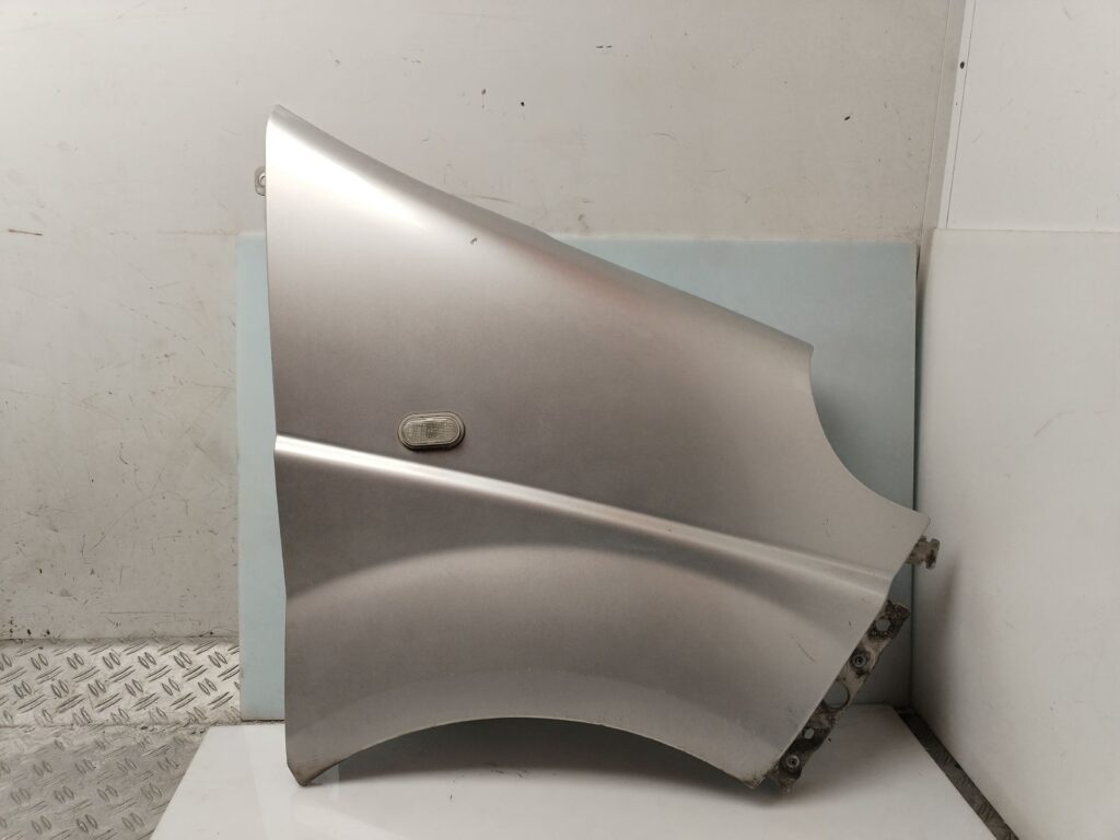 ALETA DELANTERA DERECHA 134977