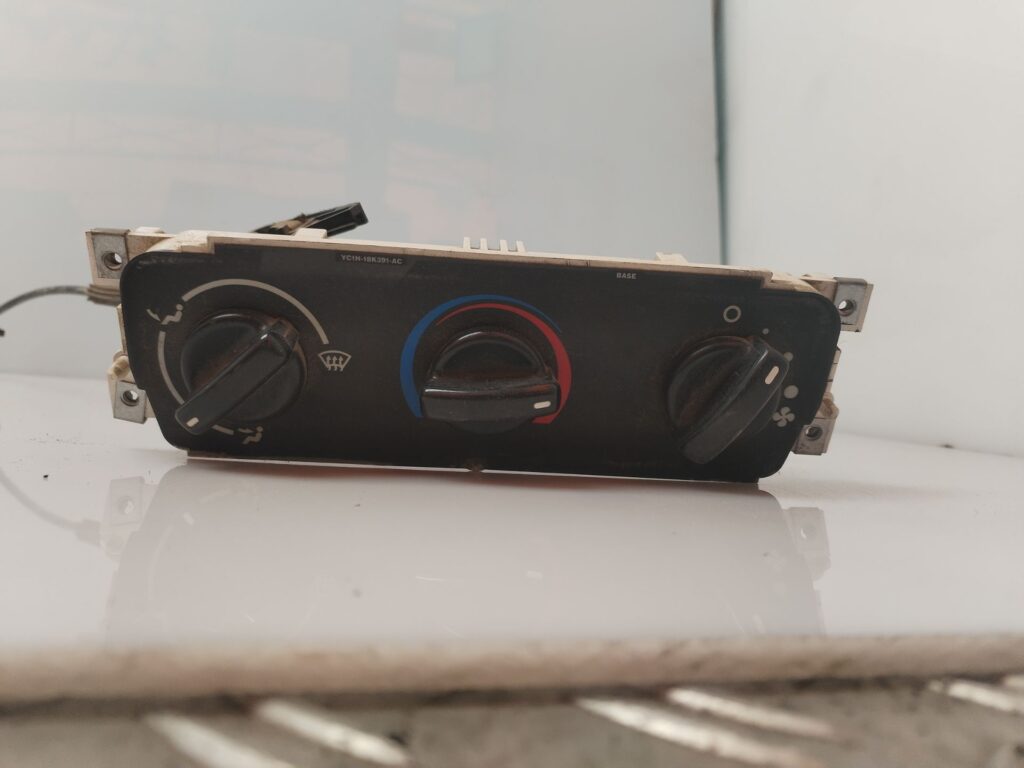 MANDO CALEFACCION / AIRE ACONDICIONADO 134652