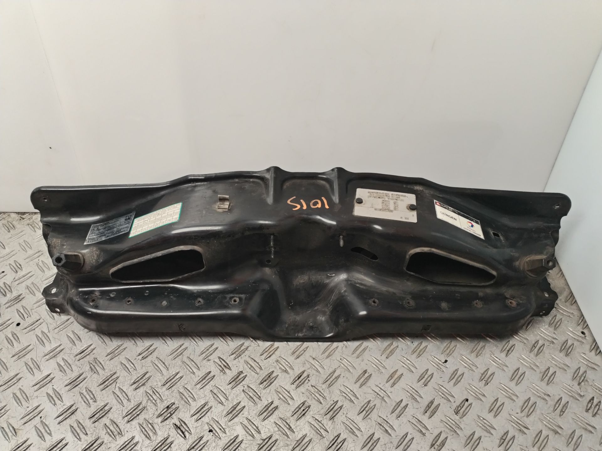 PANEL FRONTAL 135608