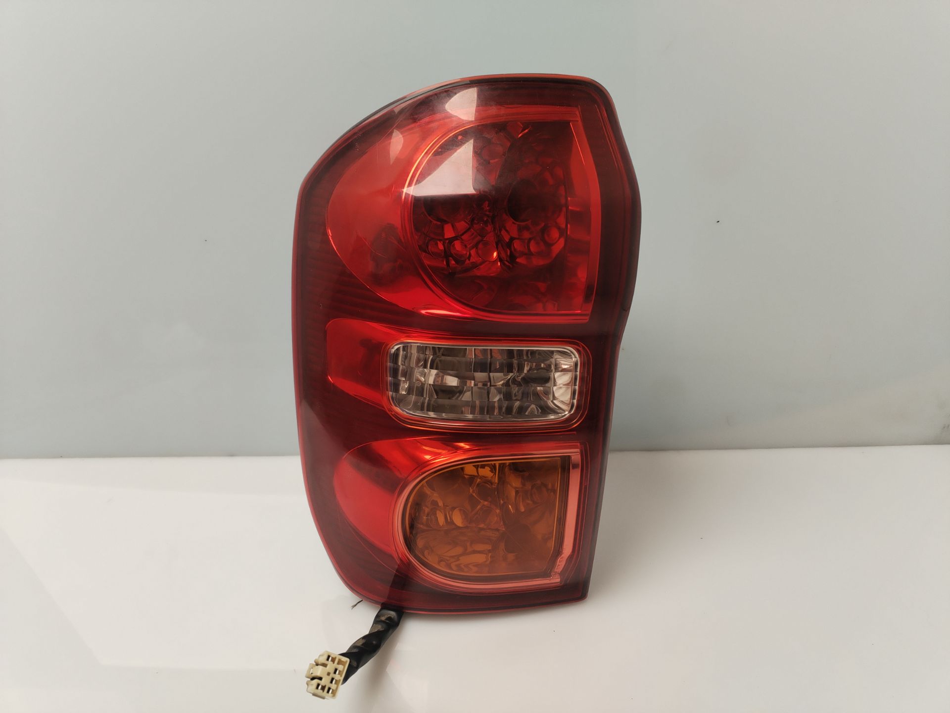 PILOTO TRASERO IZQUIERDO 134800