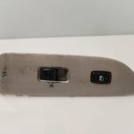 MANDO ELEVALUNAS DELANTERO DERECHO 134625