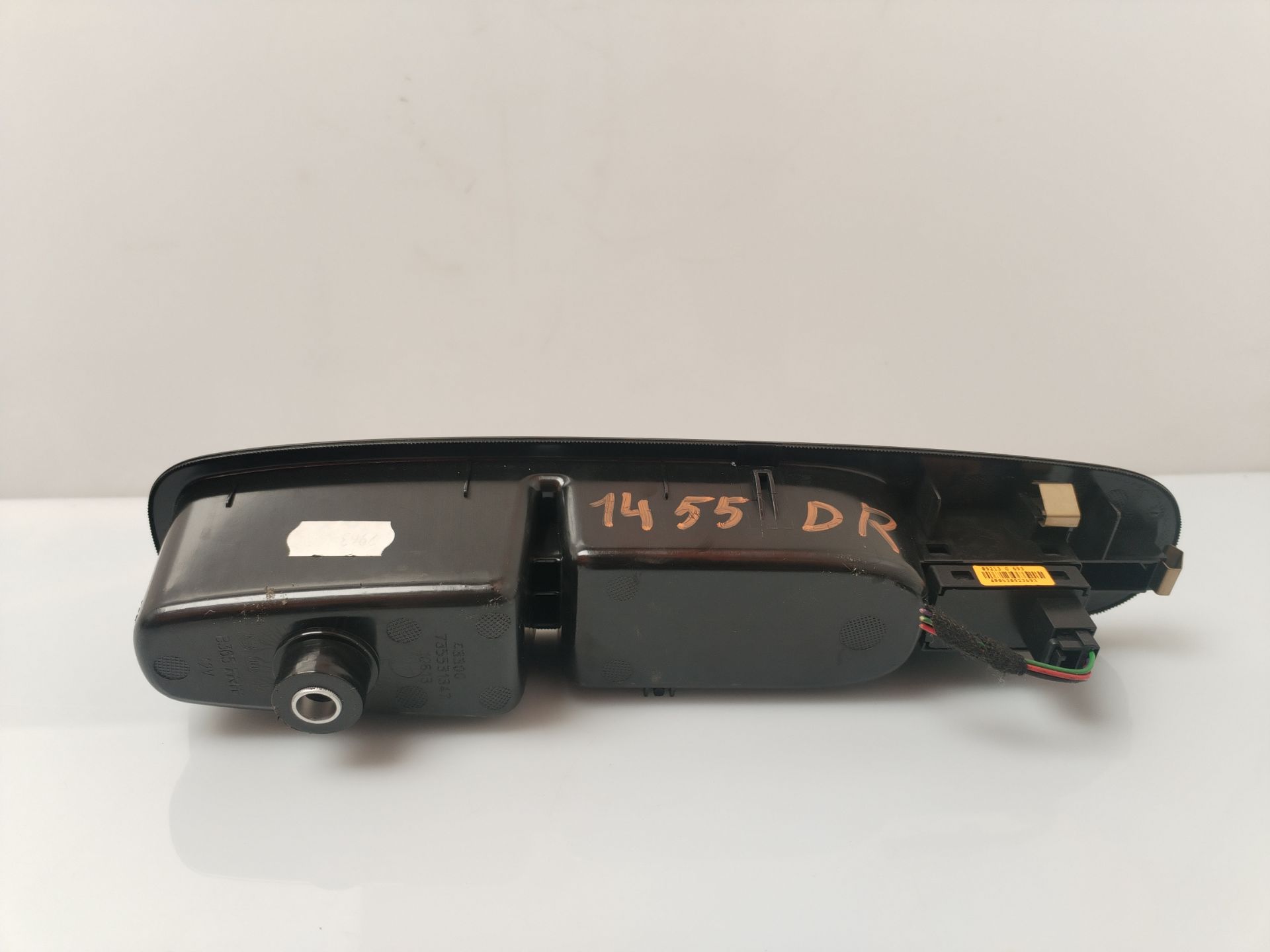 MANDO ELEVALUNAS DELANTERO DERECHO 135569