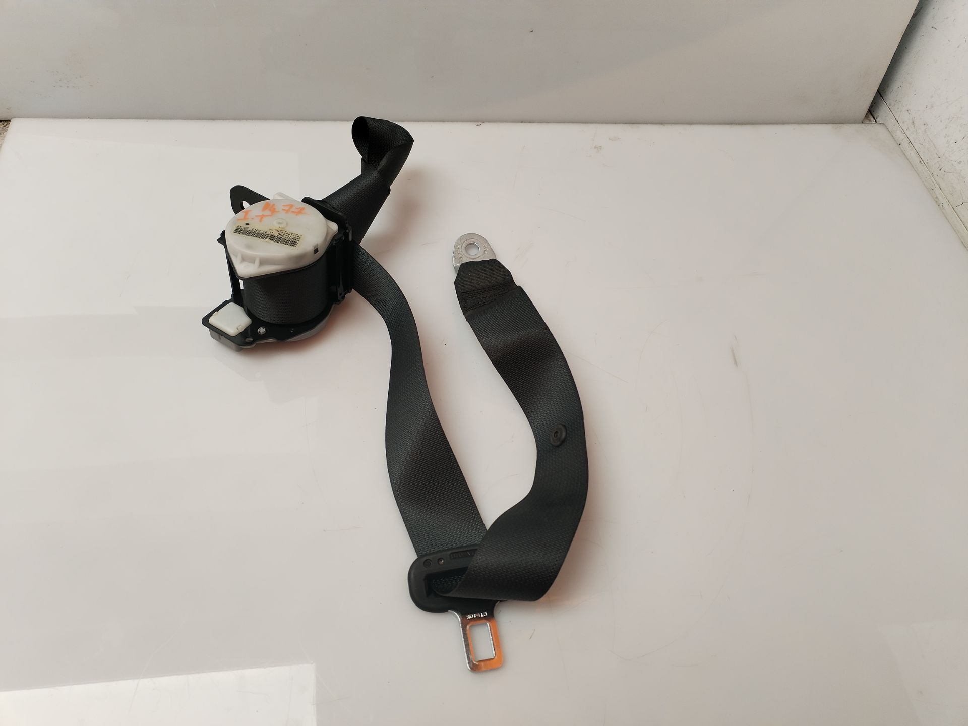 CINTURON SEGURIDAD TRASERO IZQUIERDO 135045