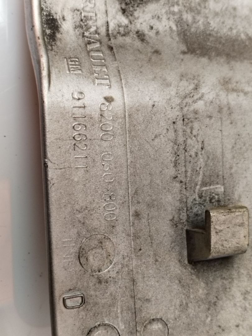 TAPA EXTERIOR COMBUSTIBLE 134935