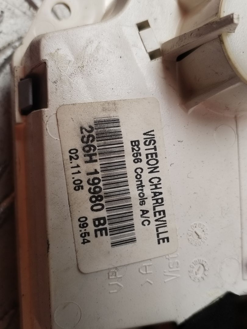 MANDO CALEFACCION / AIRE ACONDICIONADO 134657