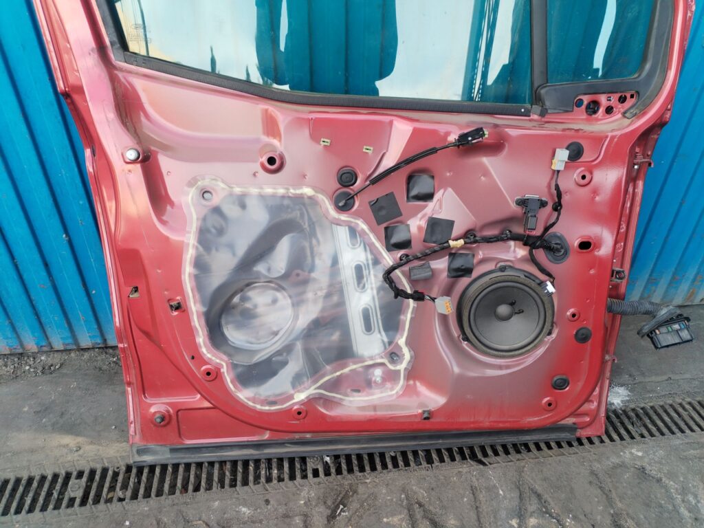 PUERTA DELANTERA IZQUIERDA 134950