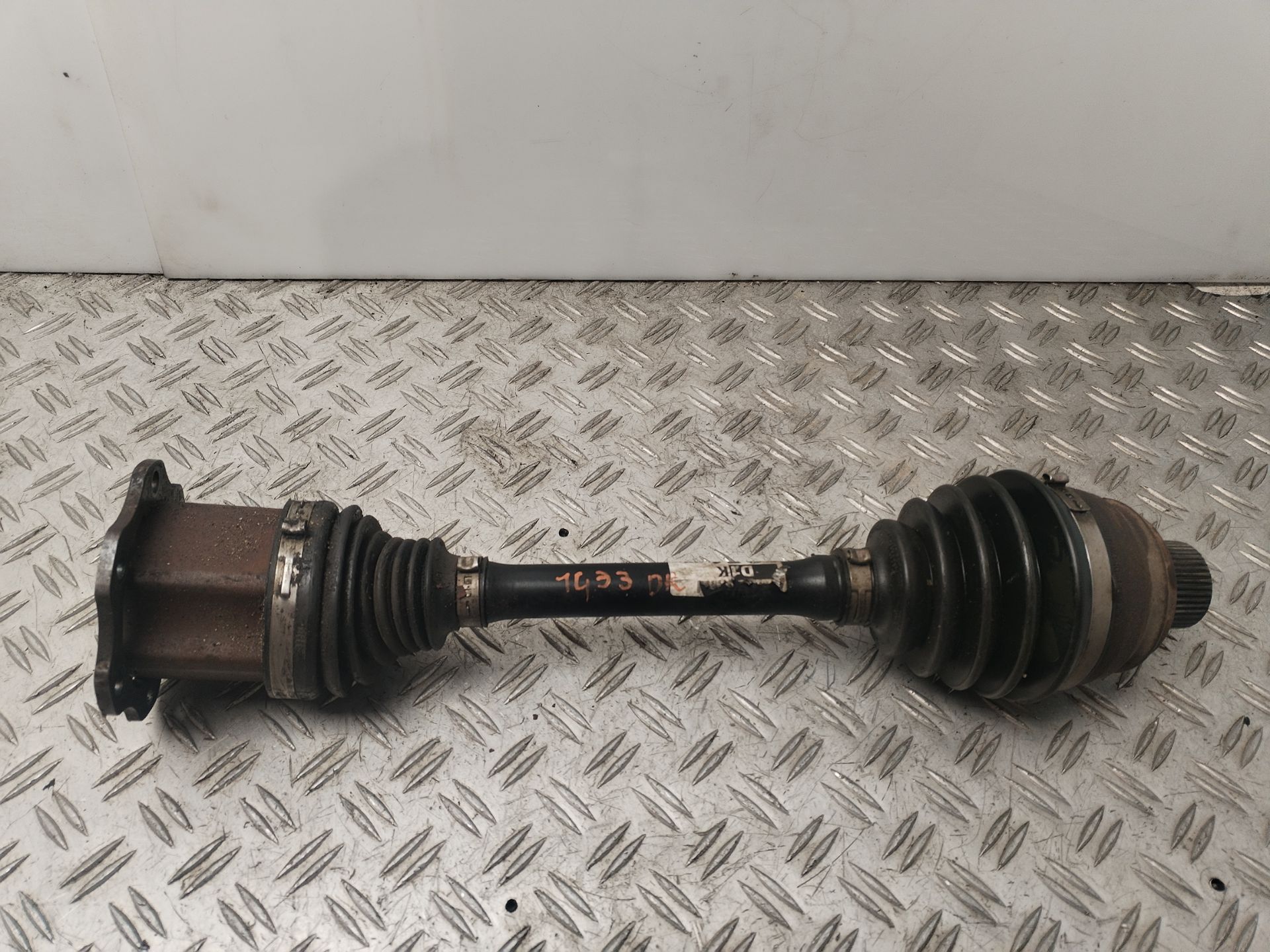 TRANSMISION DELANTERA DERECHA 135476