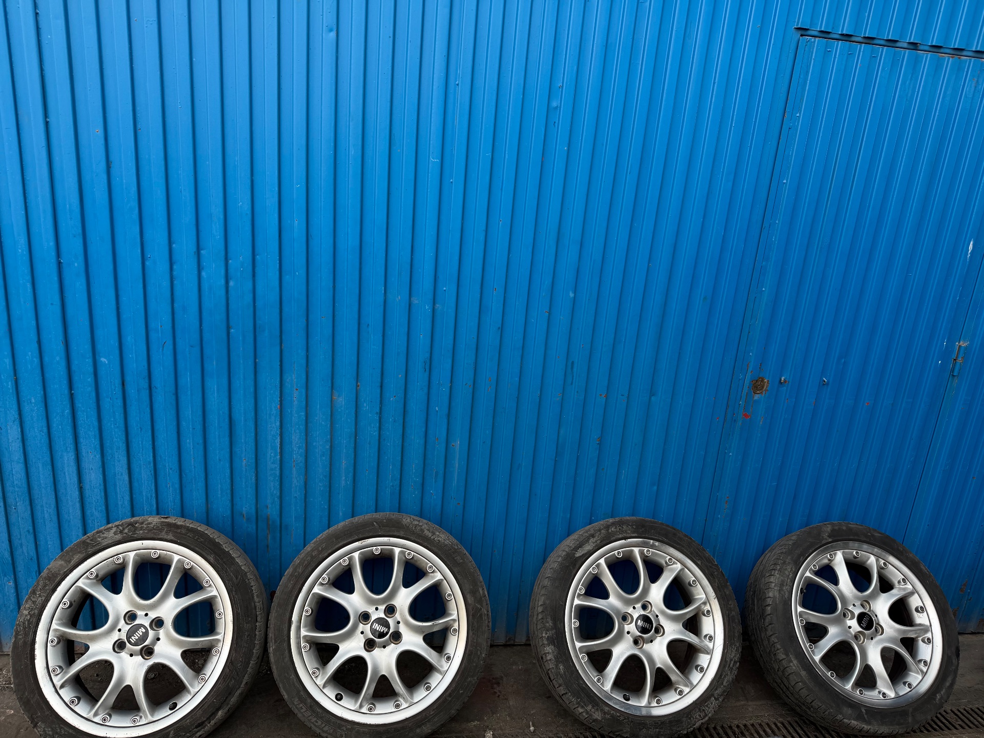 JUEGO LLANTAS 134791