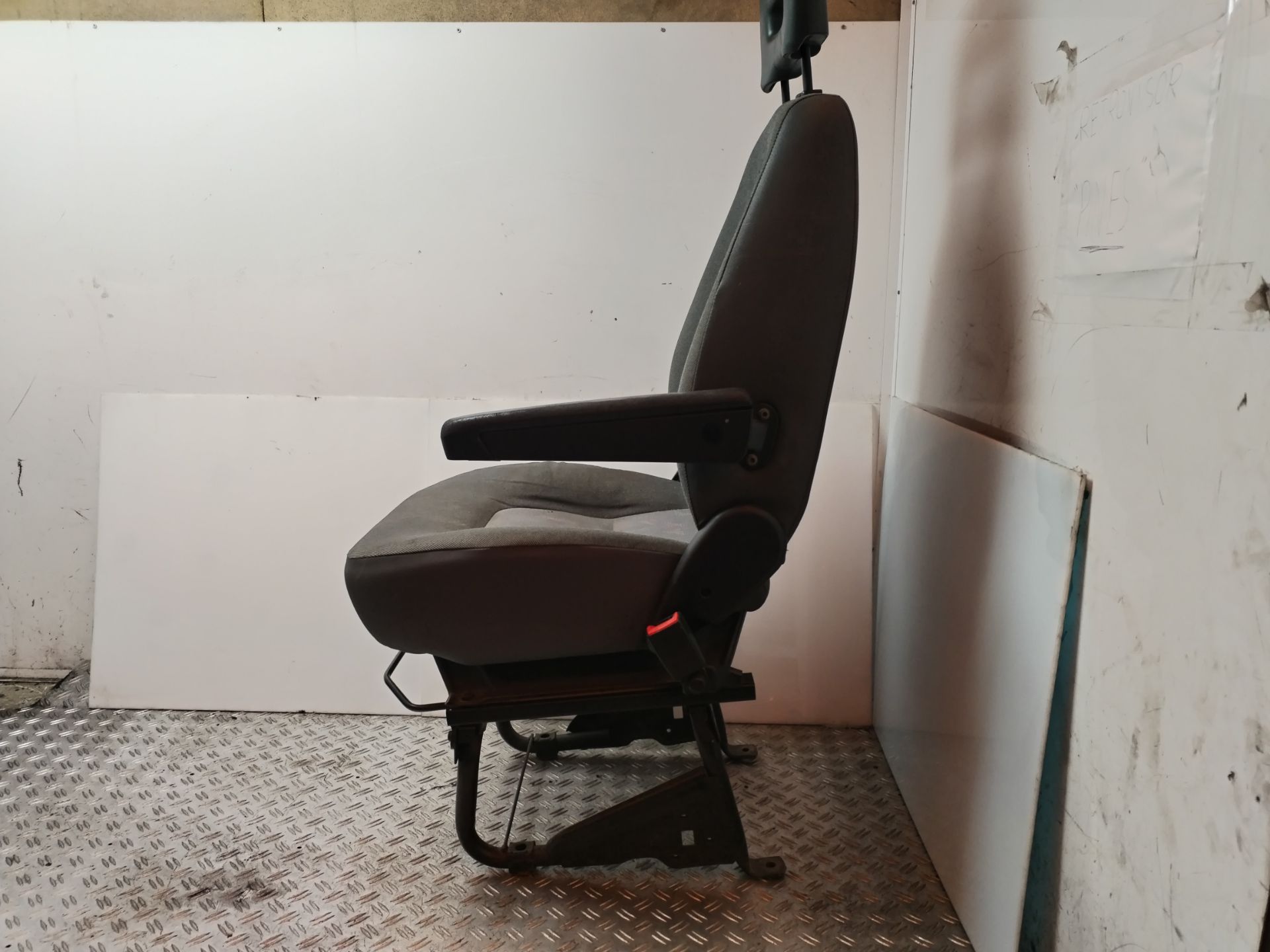ASIENTO DELANTERO DERECHO 135278