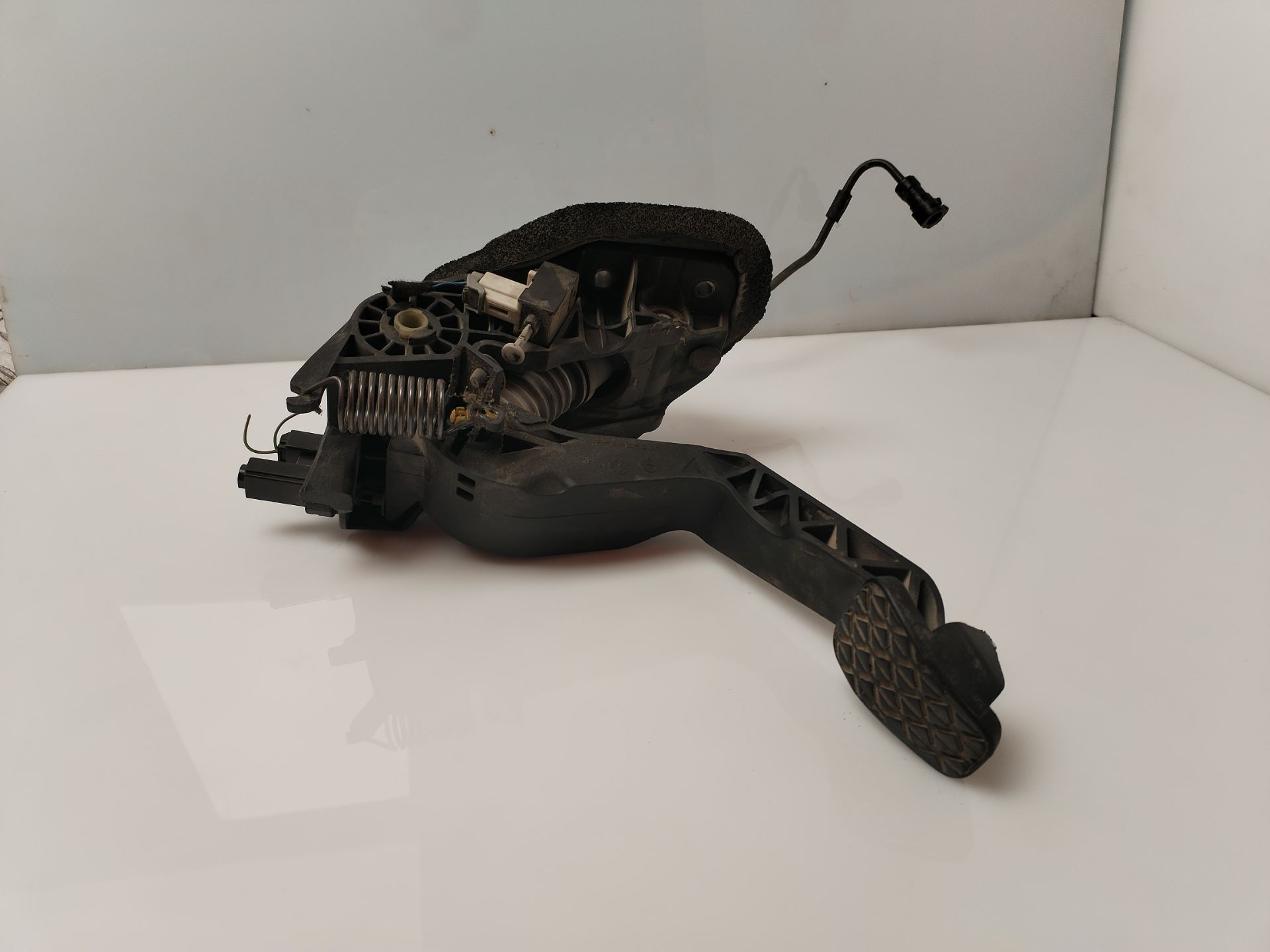 PEDAL EMBRAGUE 134824