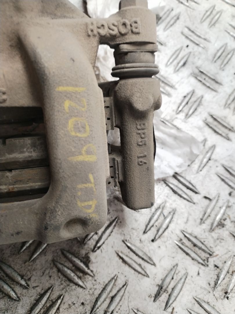 PINZA DE FRENO TRASERA DERECHA 134969