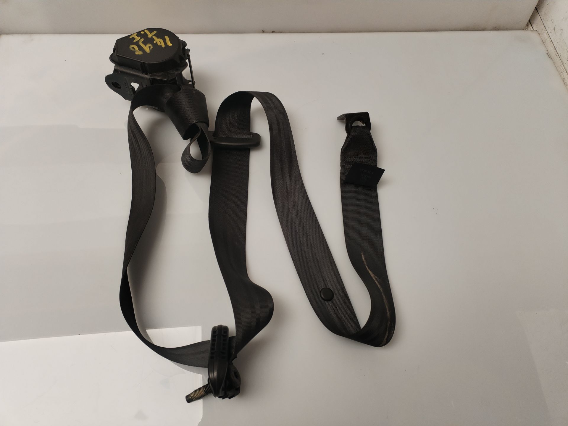 CINTURON SEGURIDAD TRASERO IZQUIERDO 135386